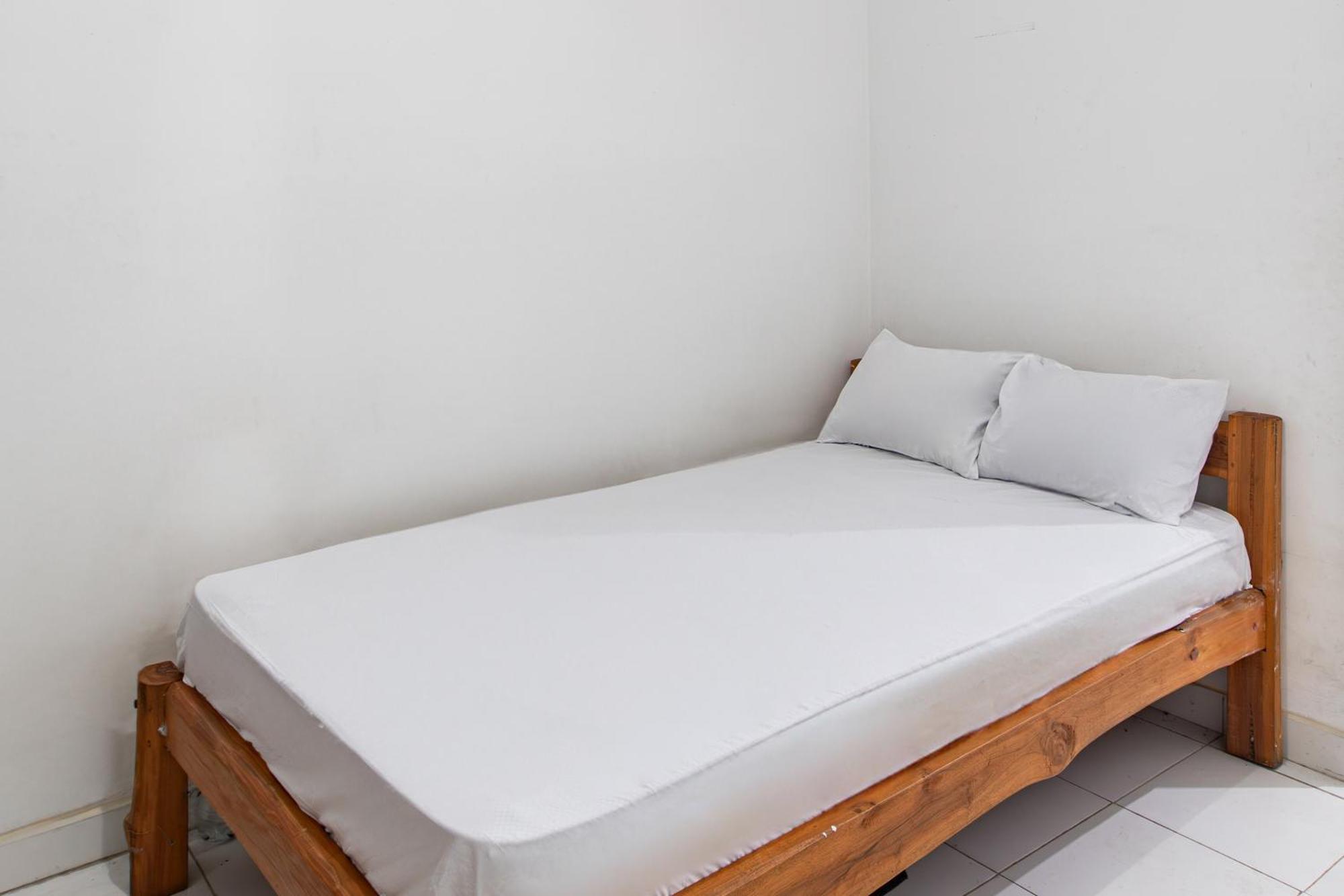 Hotel Oyo Life 93504 Kost Krisna Temukus Exteriér fotografie
